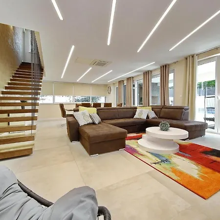 Mara * Zaton (Zadar)