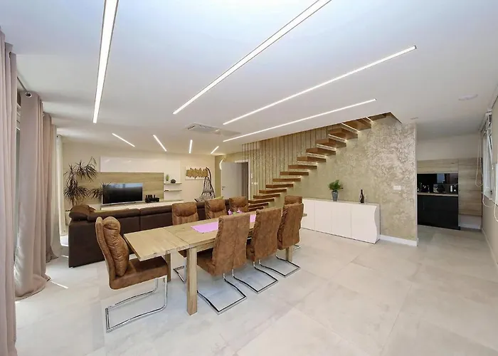 Mara * Zaton (Zadar)